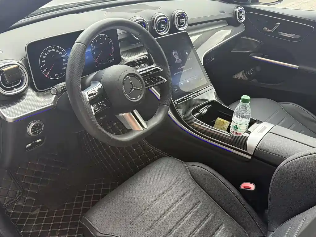 Mercedes-Benz C-Class 2023 — фото 6