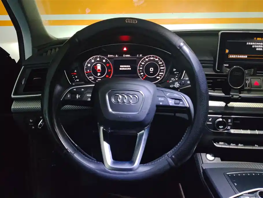 Audi Q5L 2019 — фото 15