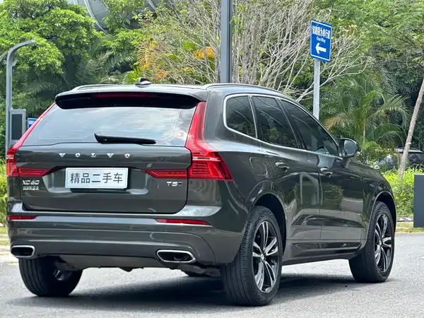 Volvo XC60 2019