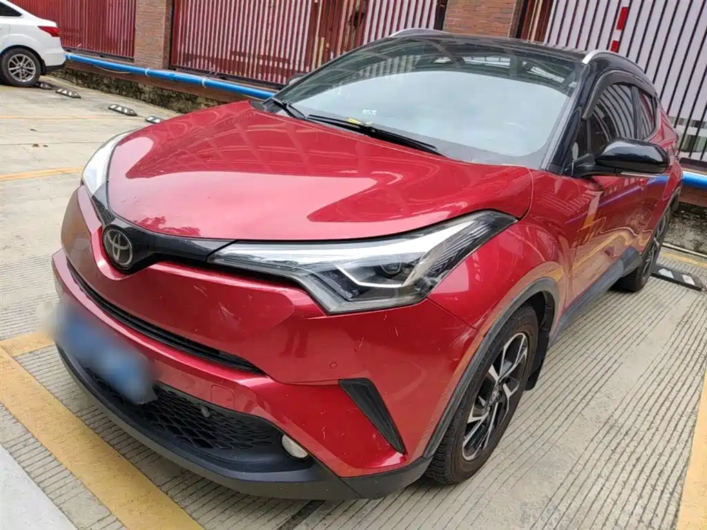 Toyota C-HR 2019 — фото 2