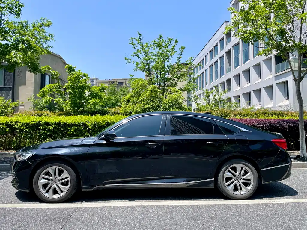 Honda Accord 2020 — фото 4