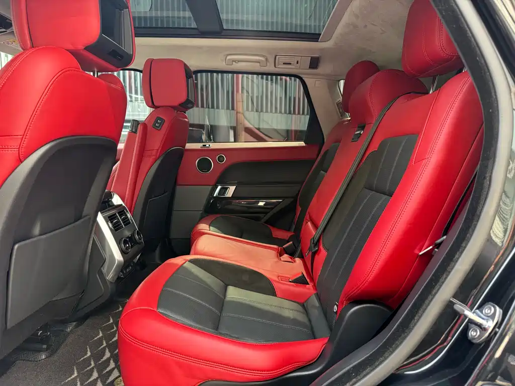 Land Rover Sport 2020 — фото 8
