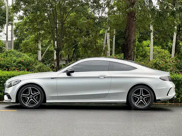 Mercedes-Benz C-Class 2020