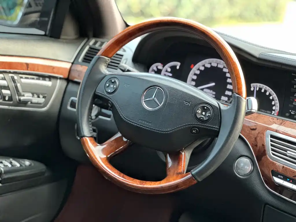 Mercedes-Benz S-Class 2011 — фото 14