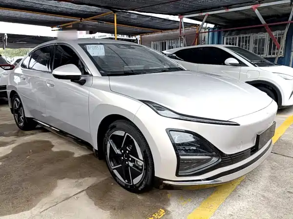 Wuling Starlight 2024