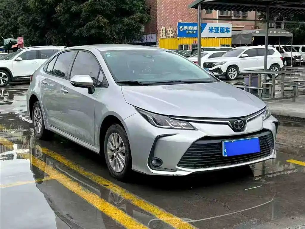 Toyota Corolla 2020 — фото 3