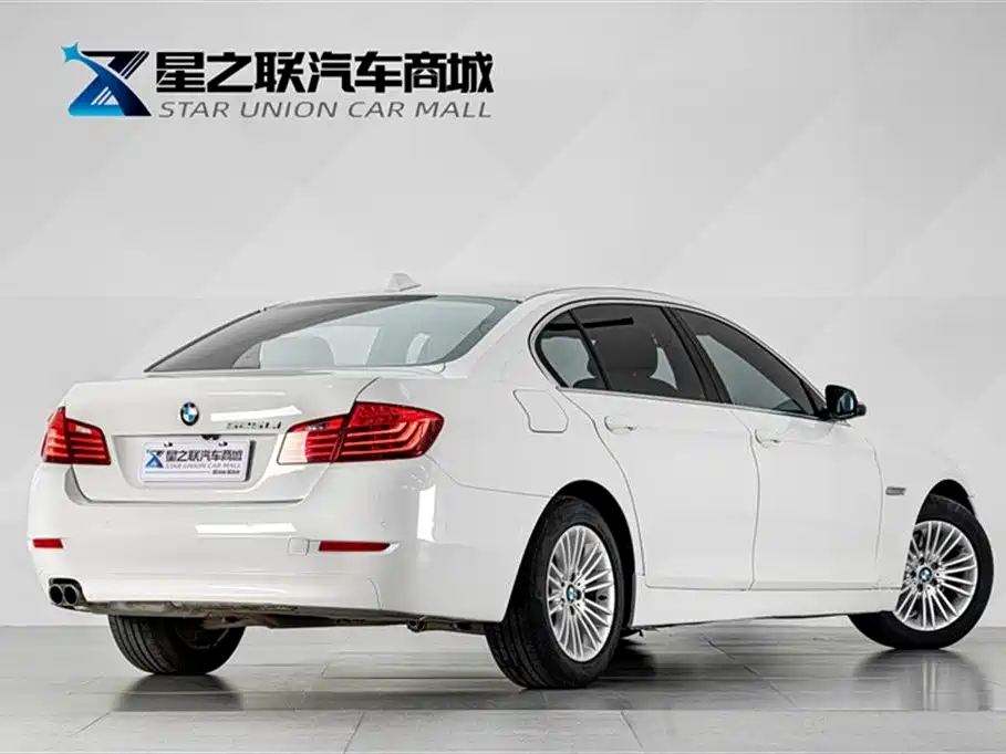 BMW 5 Series 2016 — фото 3