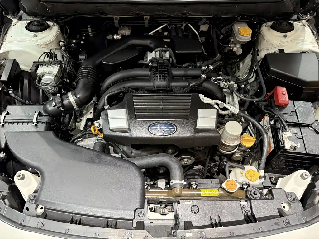 Subaru Legacy 2018 — фото 25