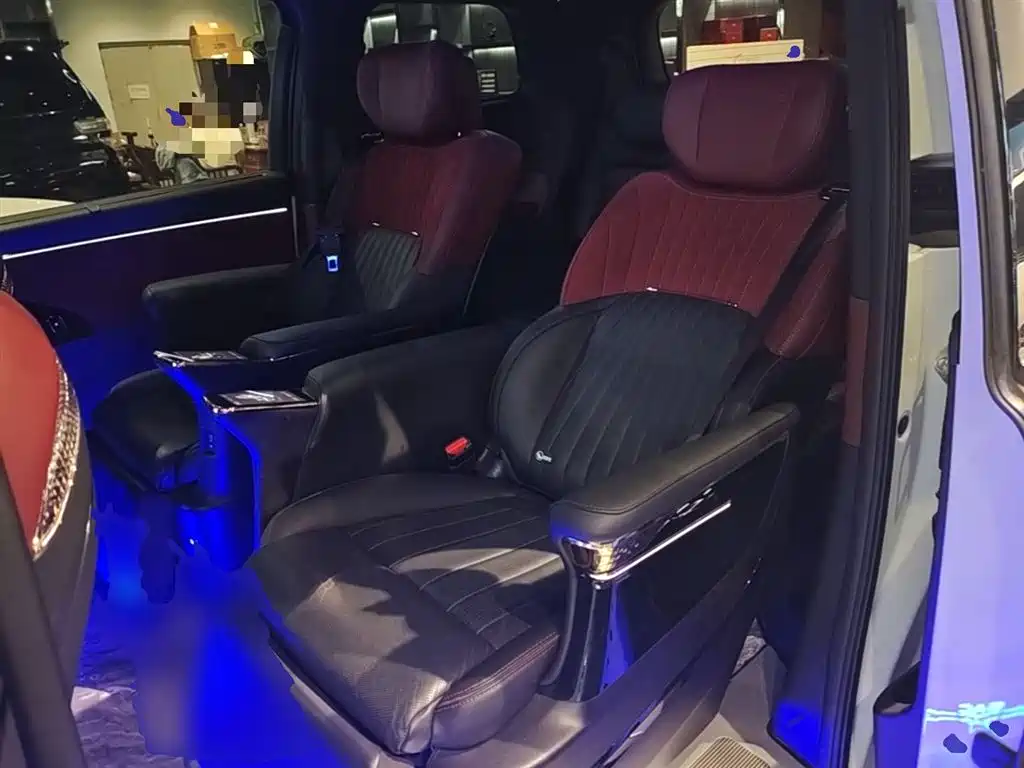 GAC Motor Trumpchi M8 2023 — фото 17