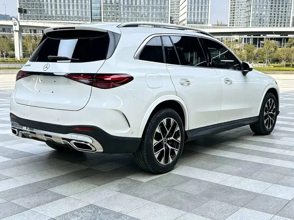 Mercedes-Benz GLC 2023 — фото 8