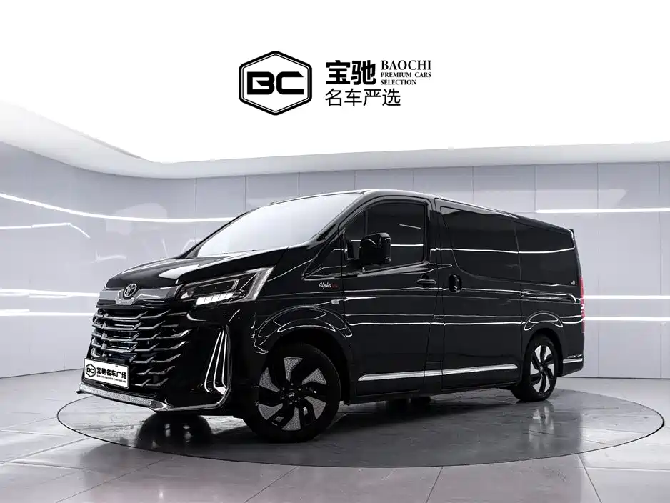 Toyota Hiace 2025 — фото 1