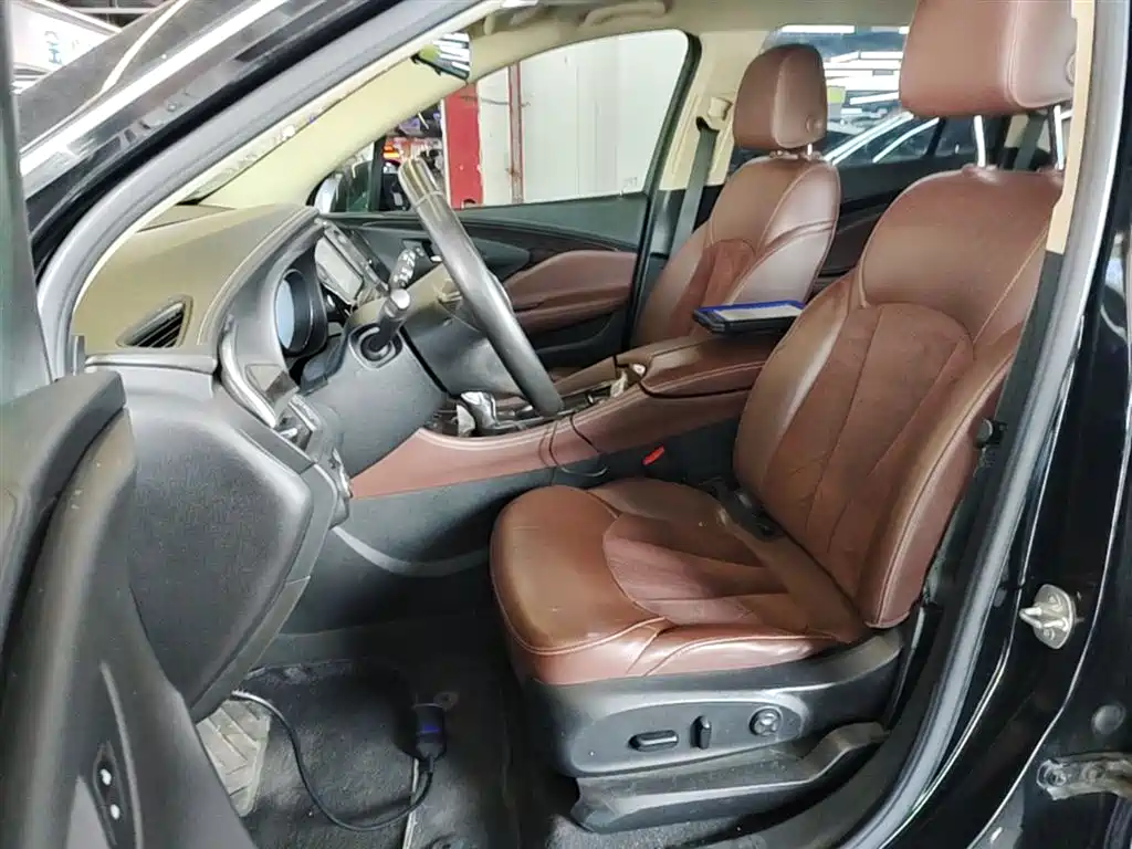 Buick Envision Plus 2017 — фото 15