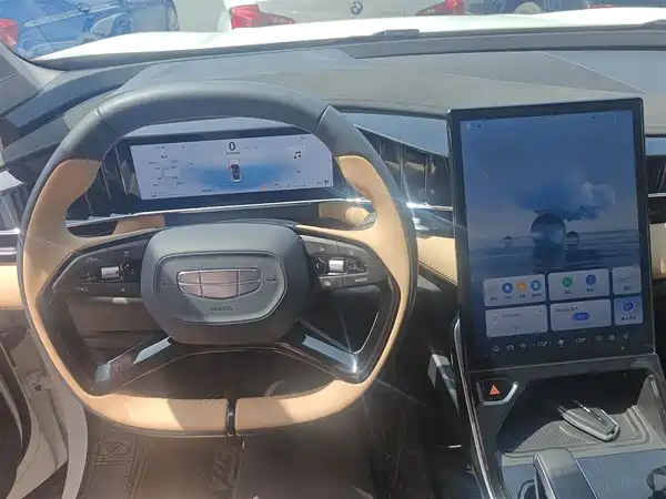 Geely Boyue L 2023