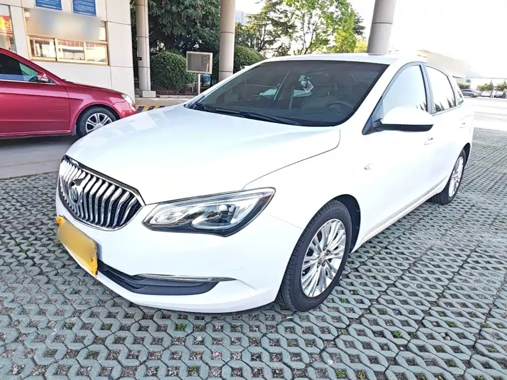 Buick Excelle 2015 — фото 2