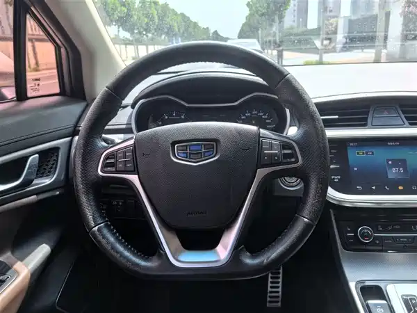 Geely Emgrand GS 2018