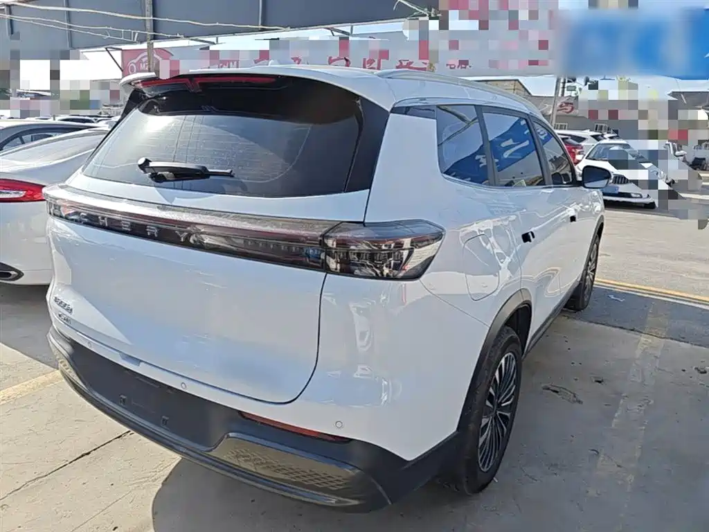 Chery Tiggo 8 PLUS C-DM 2025 — фото 7