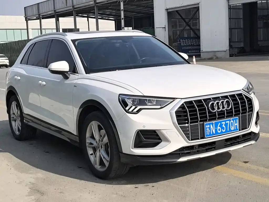 Audi Q3 2022 — фото 3
