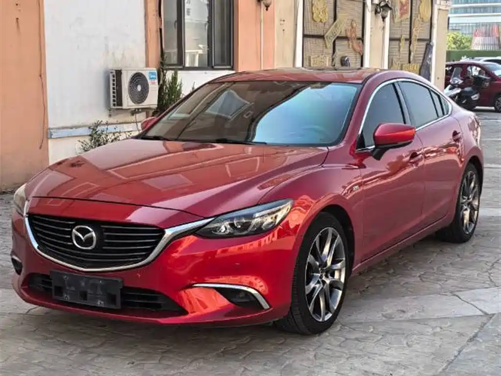 Mazda Atenza 2018 — фото 1