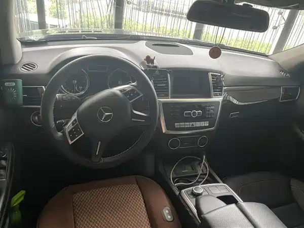 Mercedes-Benz M-Class 2014