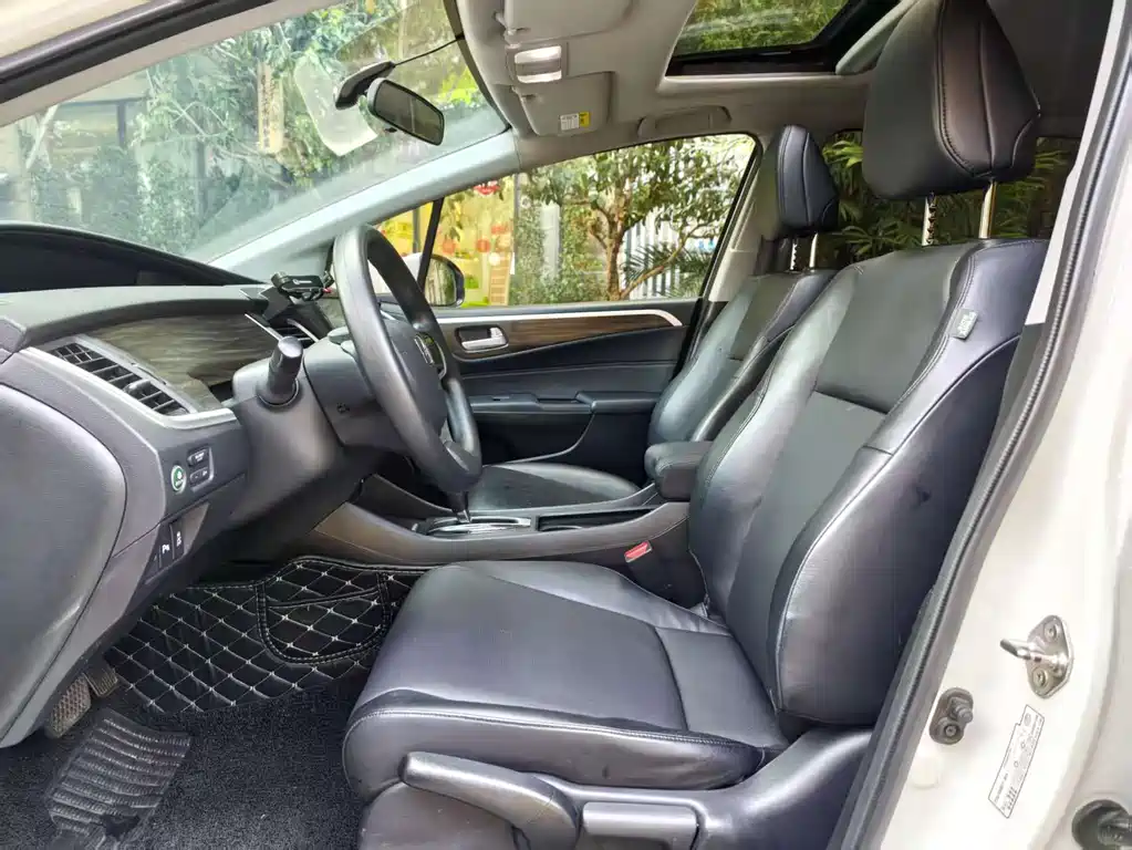 Honda Jade 2018 — фото 11