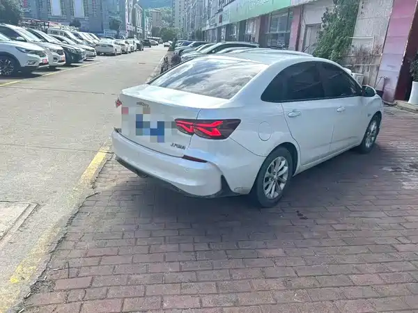 Chevrolet Monza 2023