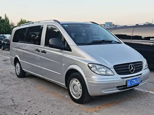 Mercedes-Benz Vito 2010
