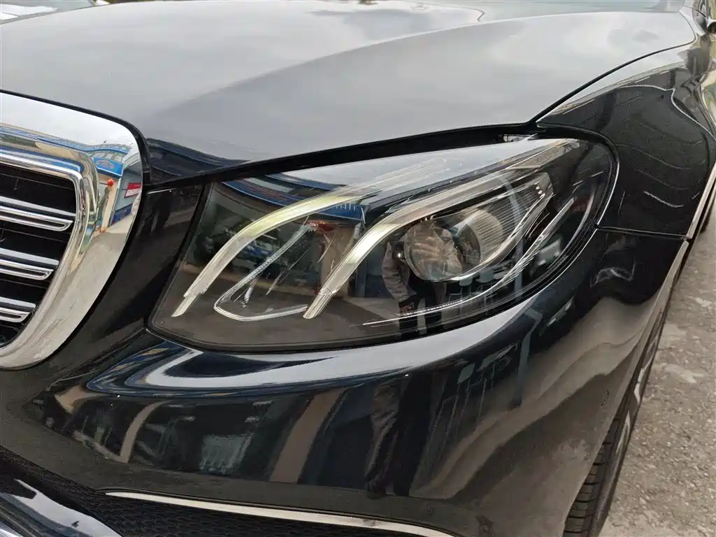 Mercedes-Benz E-Class 2020 — фото 24