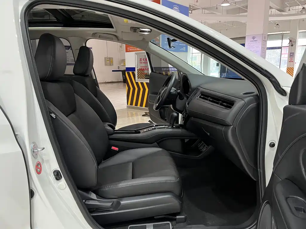 Honda Vezel 2022 — фото 10