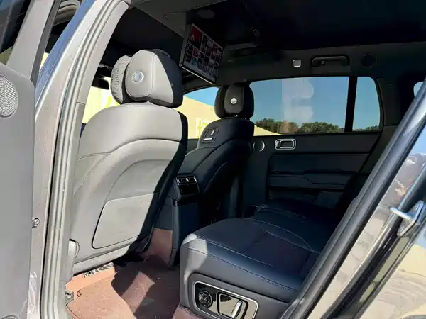 Li Auto L7 2025