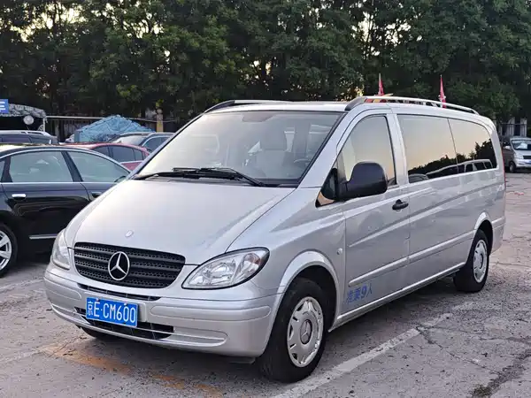 Mercedes-Benz Vito 2010