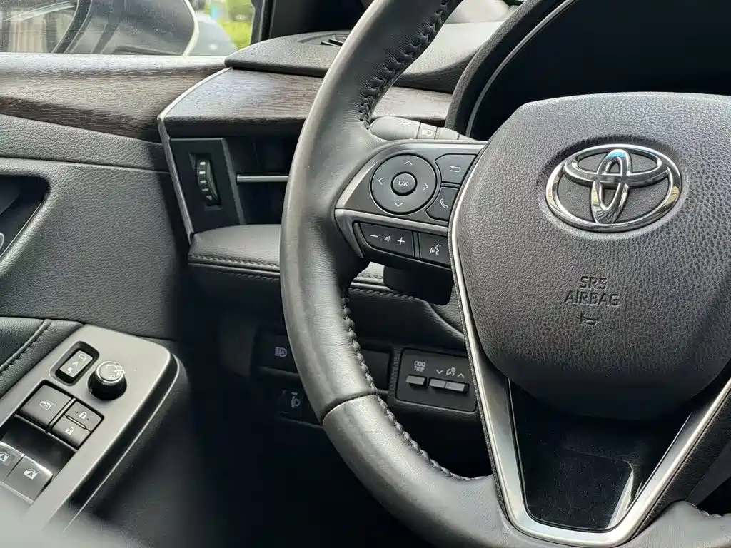Toyota Avalon 2023 — фото 14