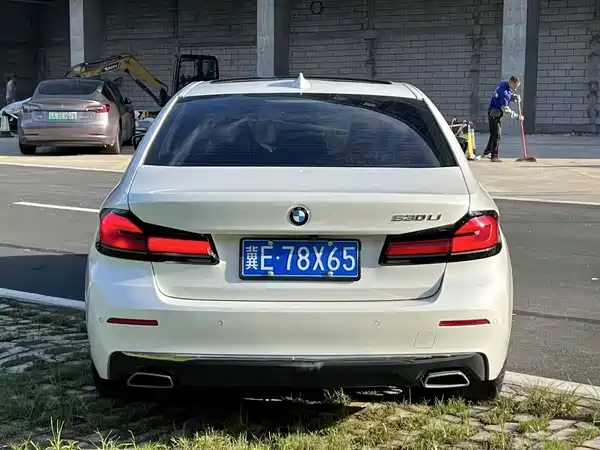 BMW 5 Series 2021