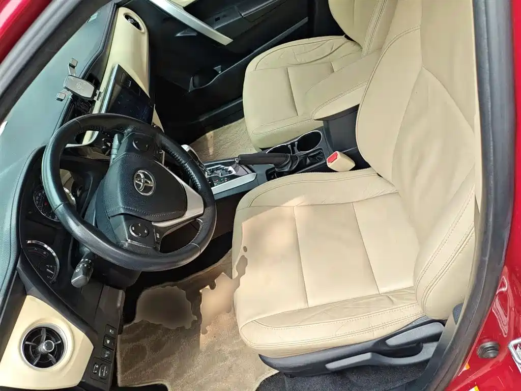 Toyota Corolla 2017 — фото 11