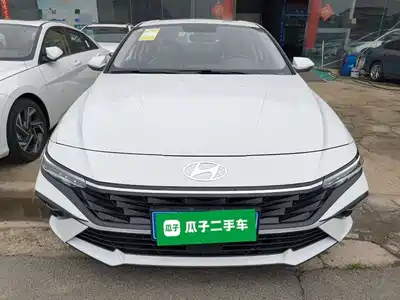 Hyundai Elantra 2023