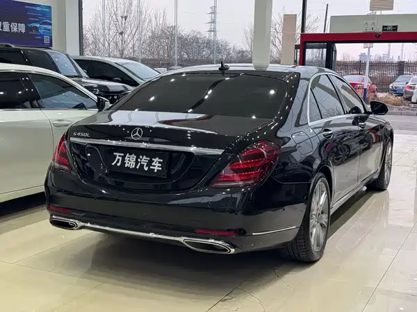 Mercedes-Benz S-Class 2018