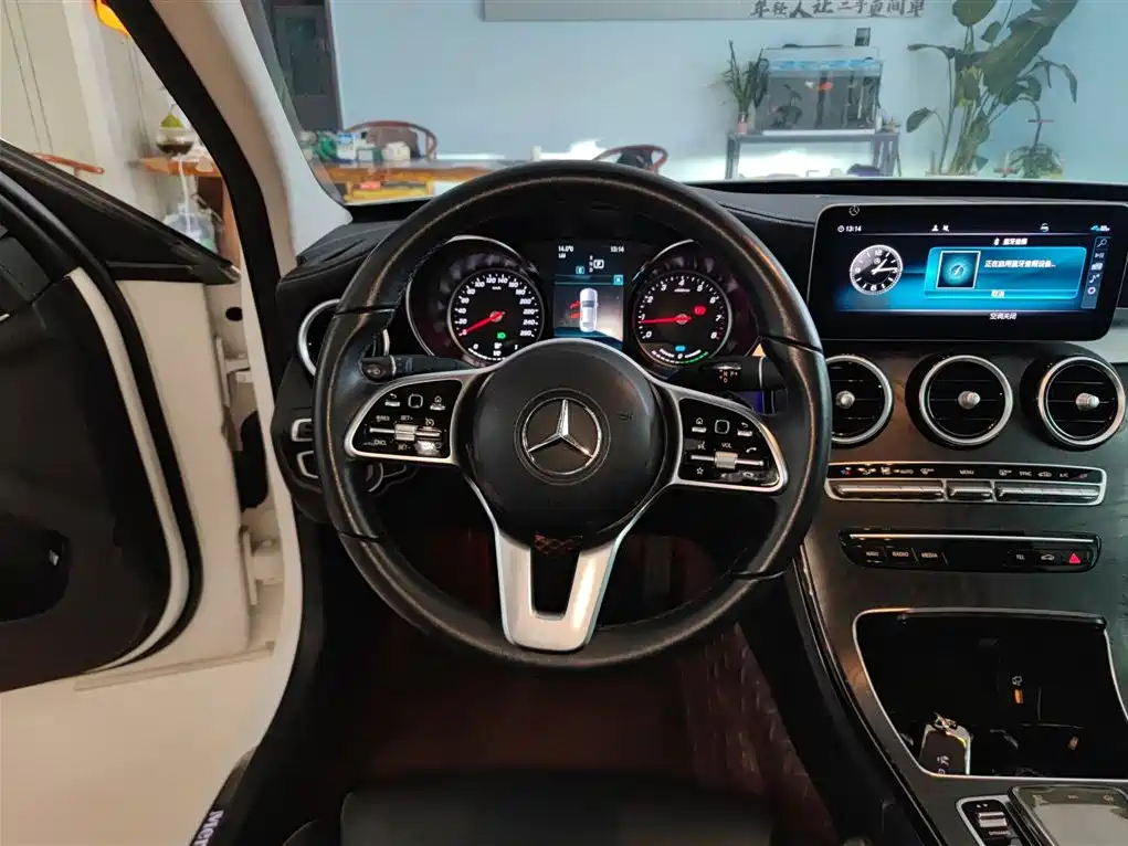 Mercedes-Benz C-Class 2019 — фото 11