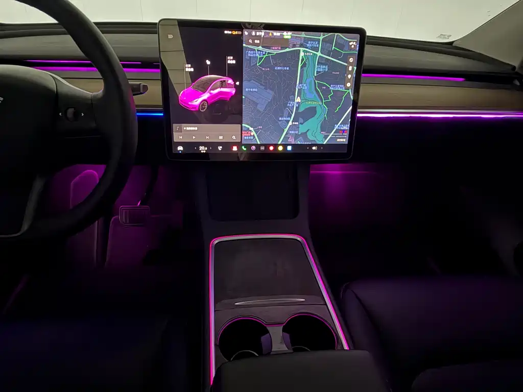 Tesla Model Y 2021 — фото 10