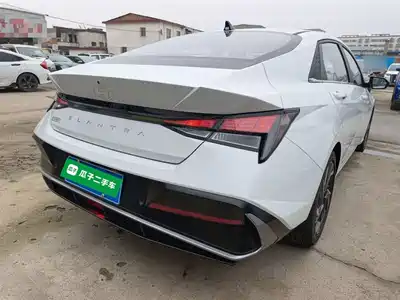 Hyundai Elantra 2023