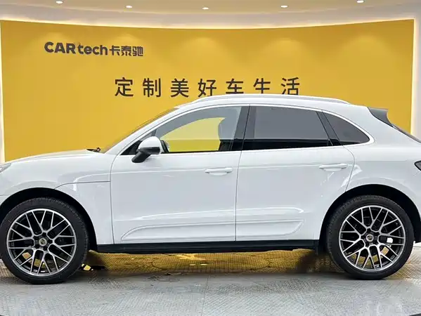 Porsche Macan 2020