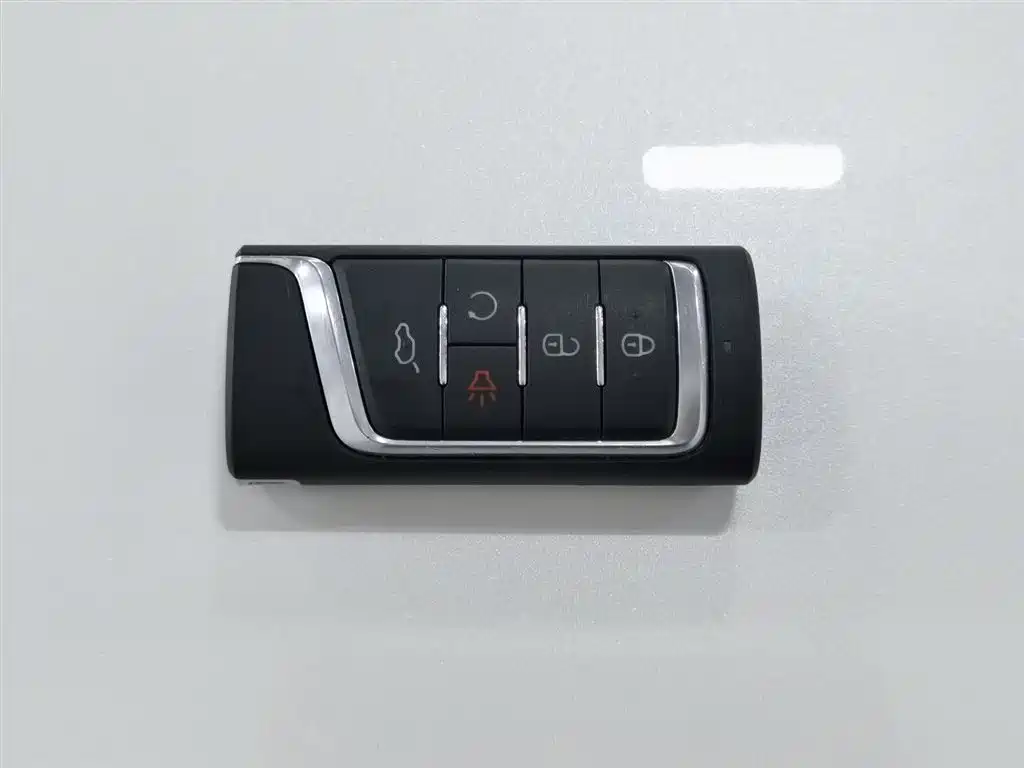 GAC Motor Trumpchi M6 2019 — фото 19