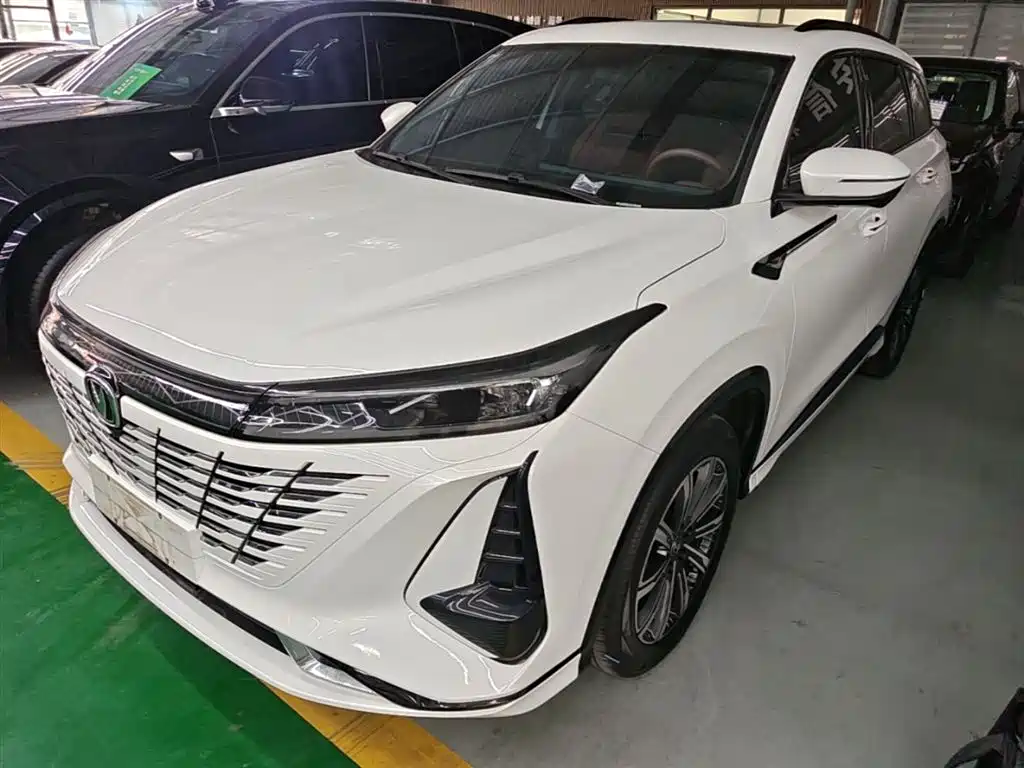 Changan CS75 PLUS 2023 — фото 2