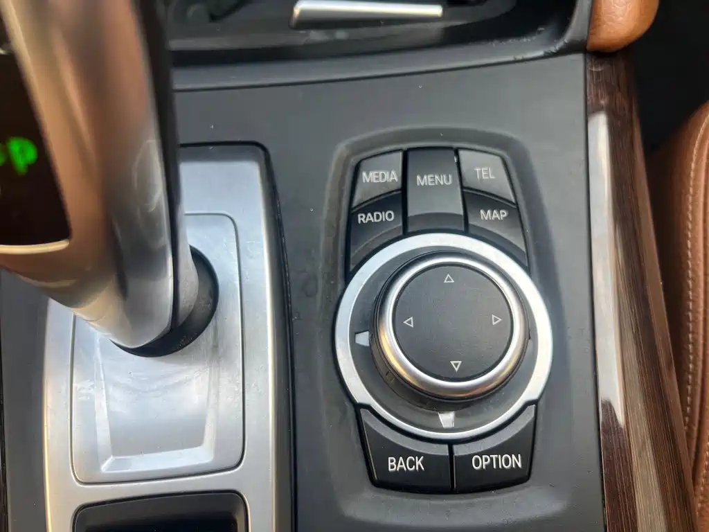 BMW X6 2015 — фото 13