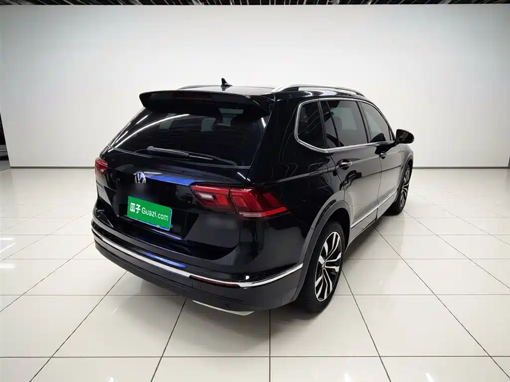 Volkswagen Tiguan L 2021 — фото 7