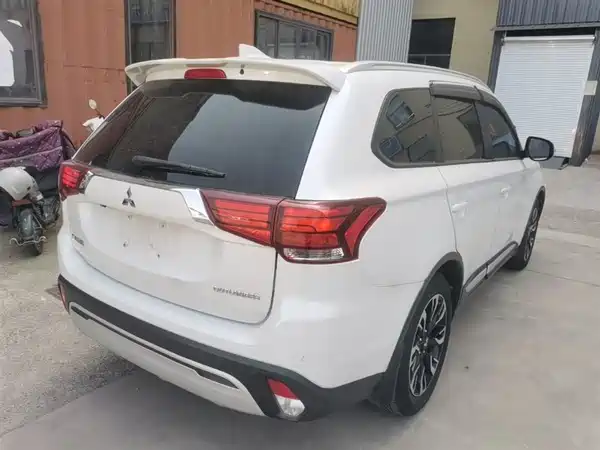 Mitsubishi Outlander 2019