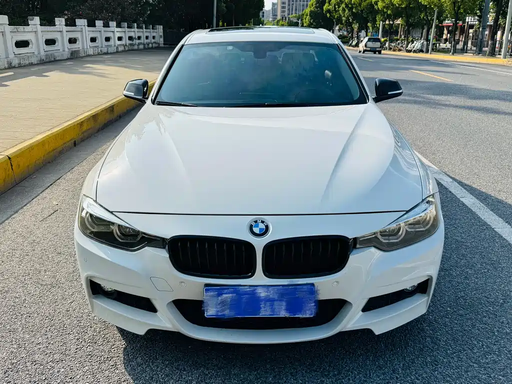 BMW 3 Series 2019 — фото 2