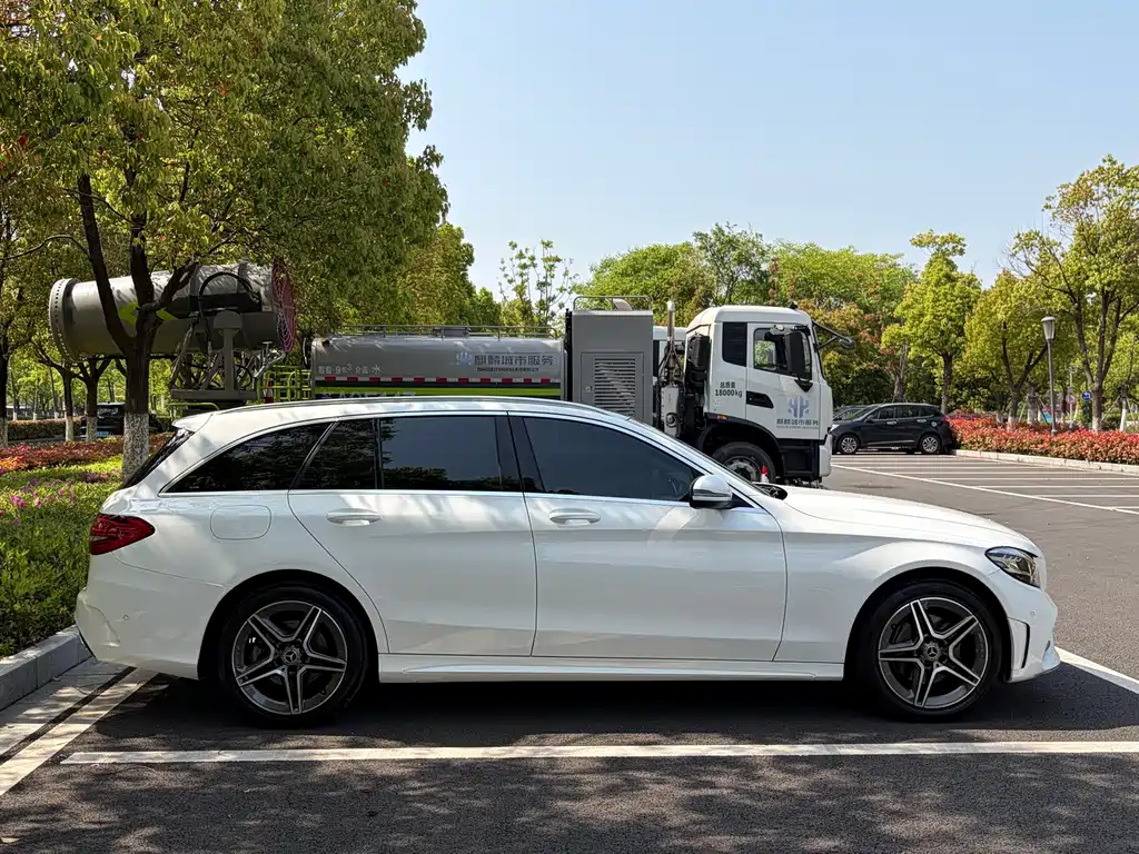Mercedes-Benz C-Class 2020 — фото 4