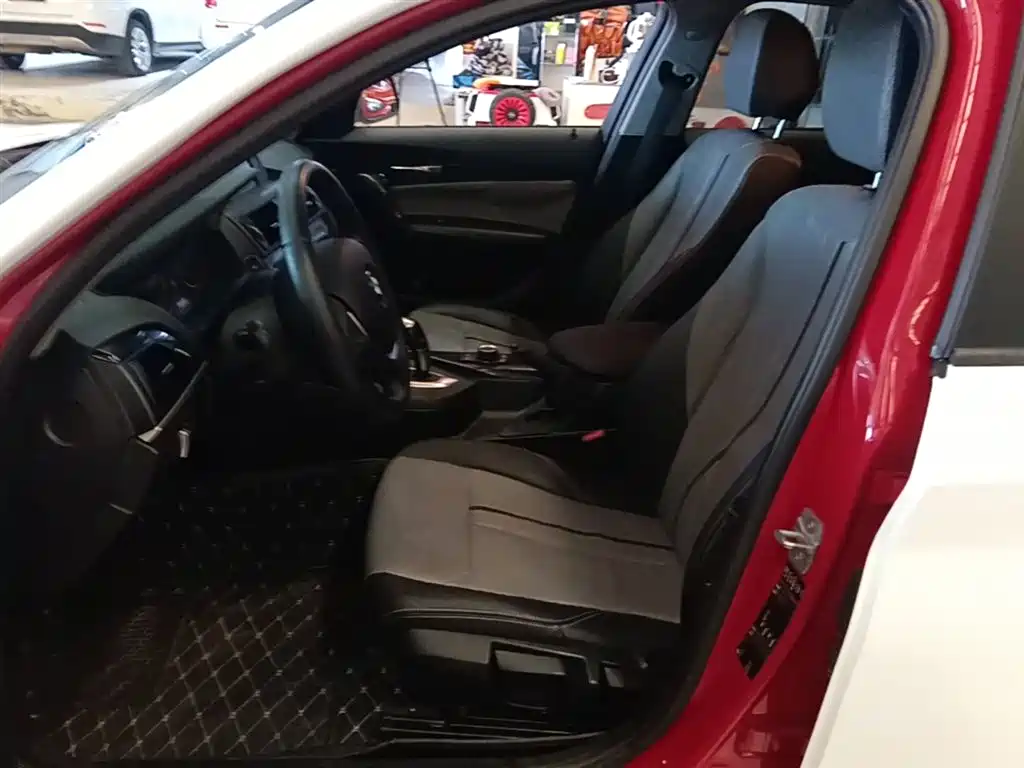BMW 1 Series 2014 — фото 15