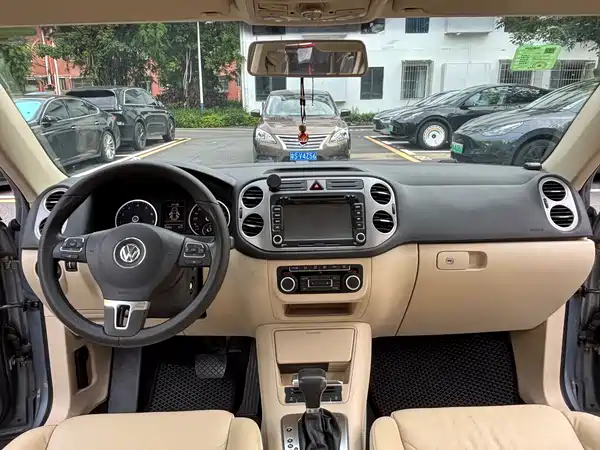 Volkswagen Tiguan 2011