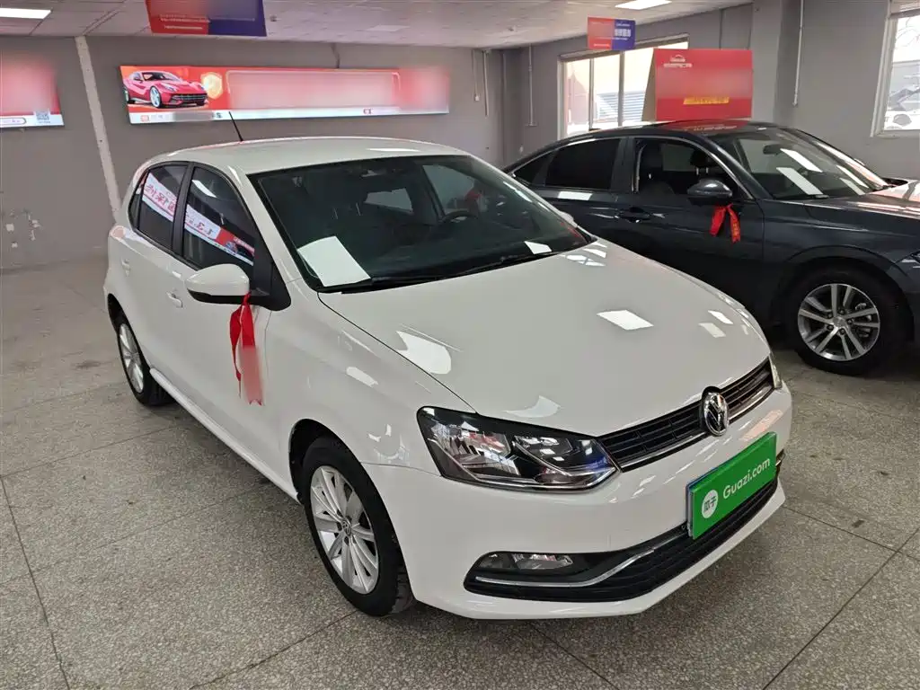 Volkswagen Polo 2015 — фото 20