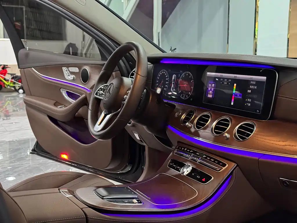 Mercedes-Benz E-Class 2020 — фото 10